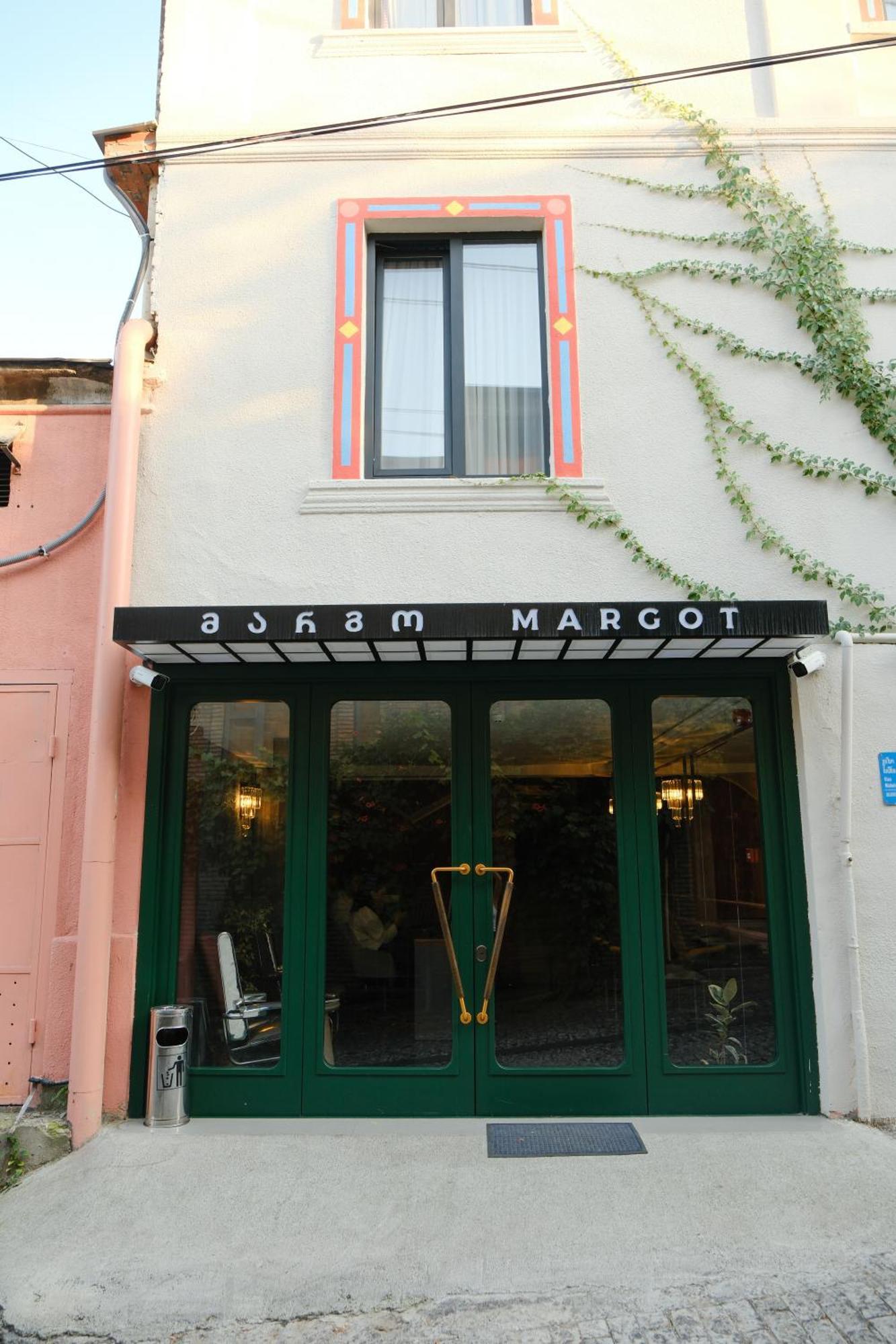 Margot Sololaki Hotell Tbilisi Exteriör bild